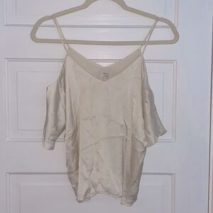 Off the shoulder aritzia pearl top